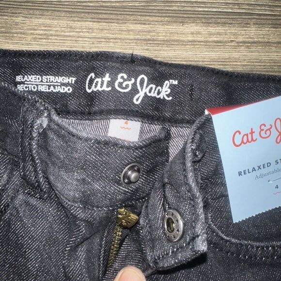 Boys' Relaxed Straight Fit Jeans - Cat & Jack Black. Size 4. NWT. L - Picture 4 of 8